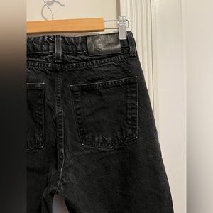 Naked & Famous jeans, Women’s The Classic Solid Black Selvedge, size 28